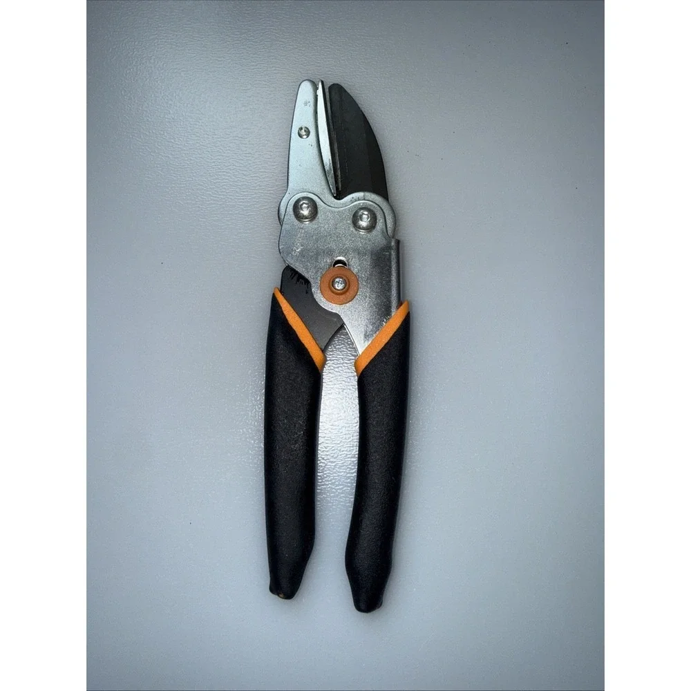 Fiskars Adjustable Anvil Pruning Shears Garden Clippers GroundSteel Blade EA0525